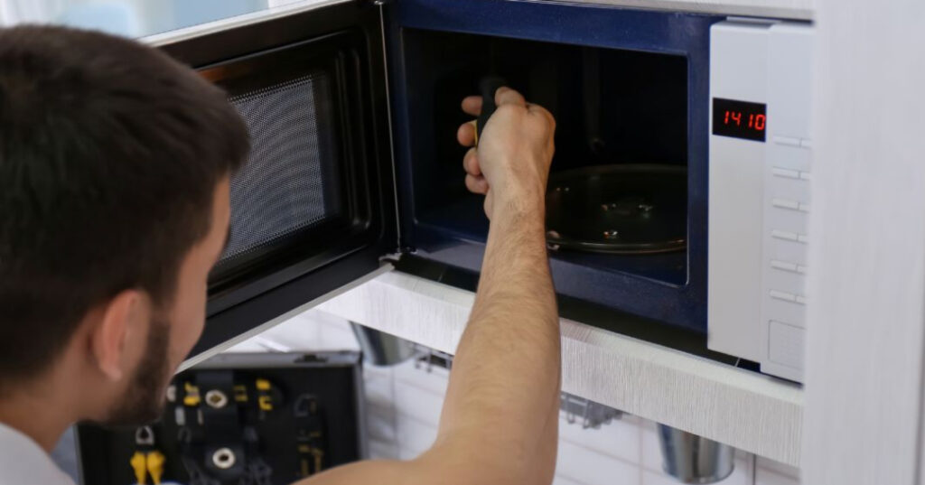 manutencao de magnetron e fusivel