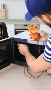 serviços realizados conserto micro-ondas